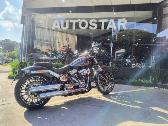 HARLEY-DAVIDSON SOFTAIL BREAKOUT 